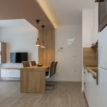 Apartment Luka *
